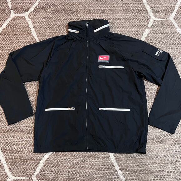Nike Lightweight jacket Sz Large FB7263-010 - Picture 1 of 9